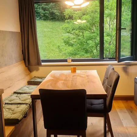 Krasny U Sjezdovky V Janskych Laznich Apartment Trutnov